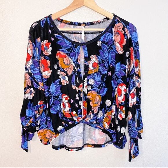 Free People Tops - Free People Printed Keepin' On Top